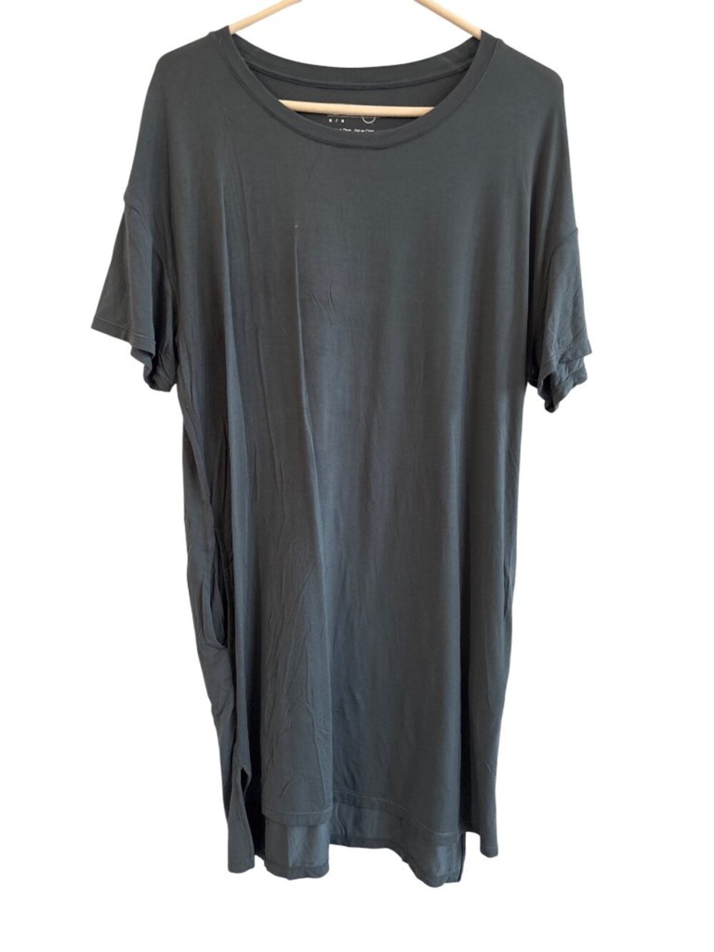 Paper Label T Shirt Dress Medium Crewneck Short Sleeve Dark Gray Everyday Wear